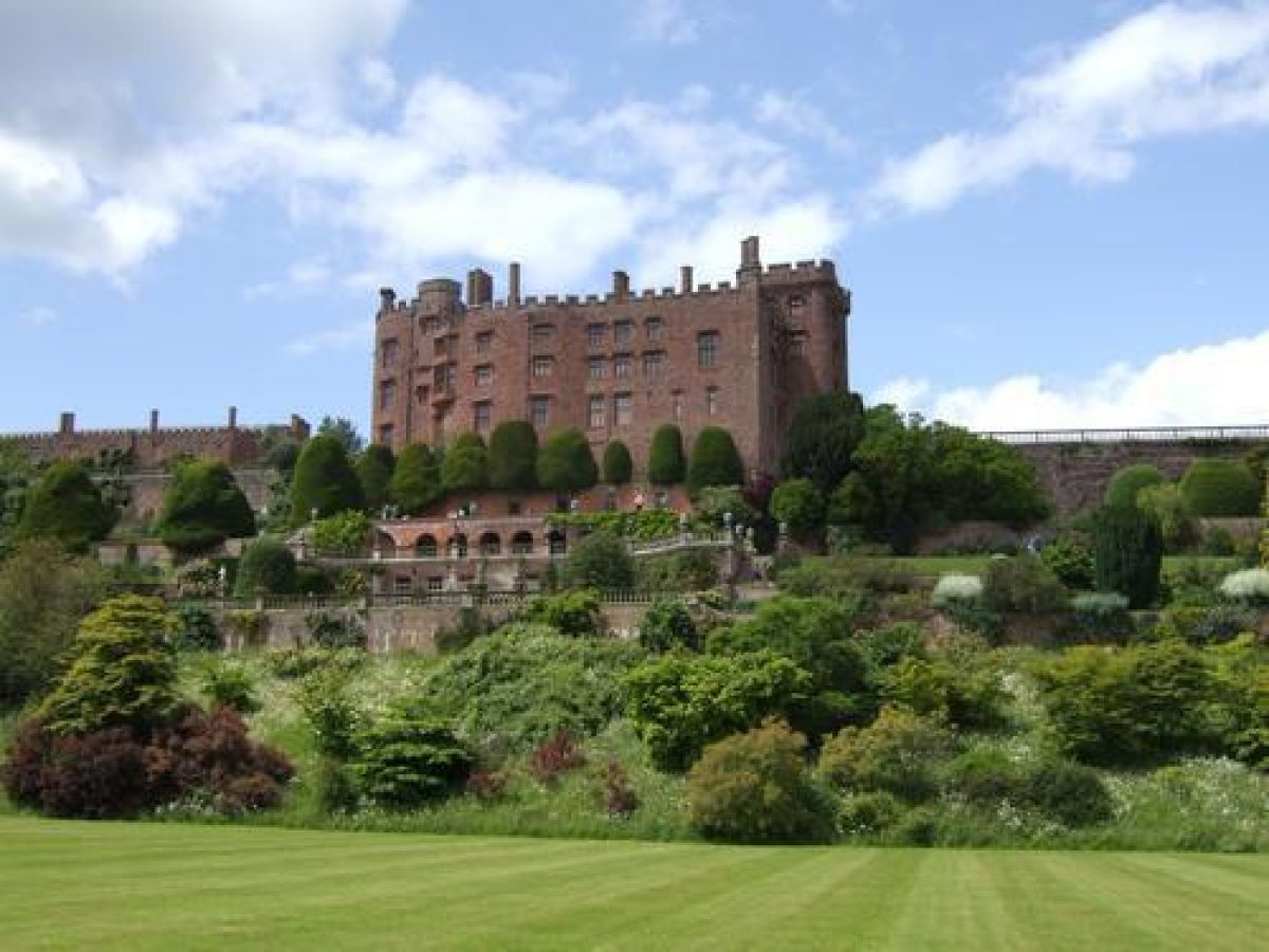 powis-castle-parks-and-gardens-en