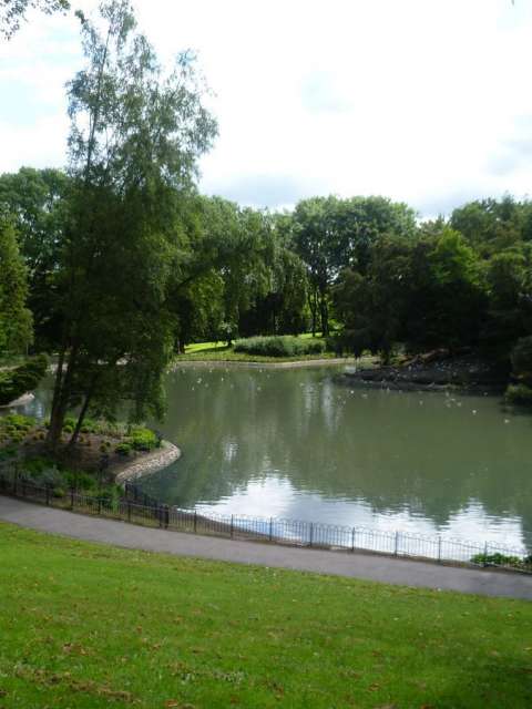 Queen's Park, Bolton | Parks and Gardens (en)